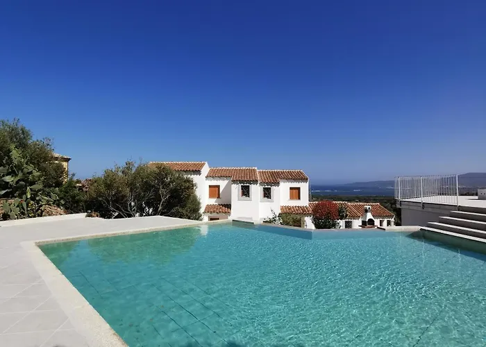 Residence Chiaro di Luna San Teodoro 
